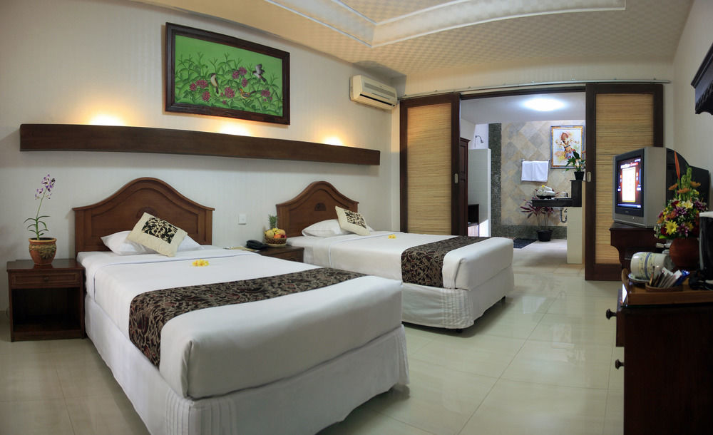 The Taman Ayu Hotel Kerobokan  Exterior photo